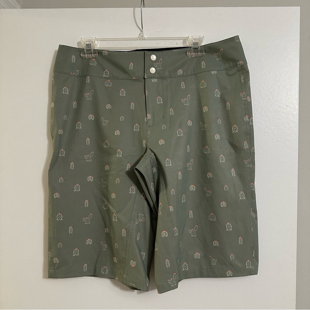 Stylish Green Patterned Bike Shorts